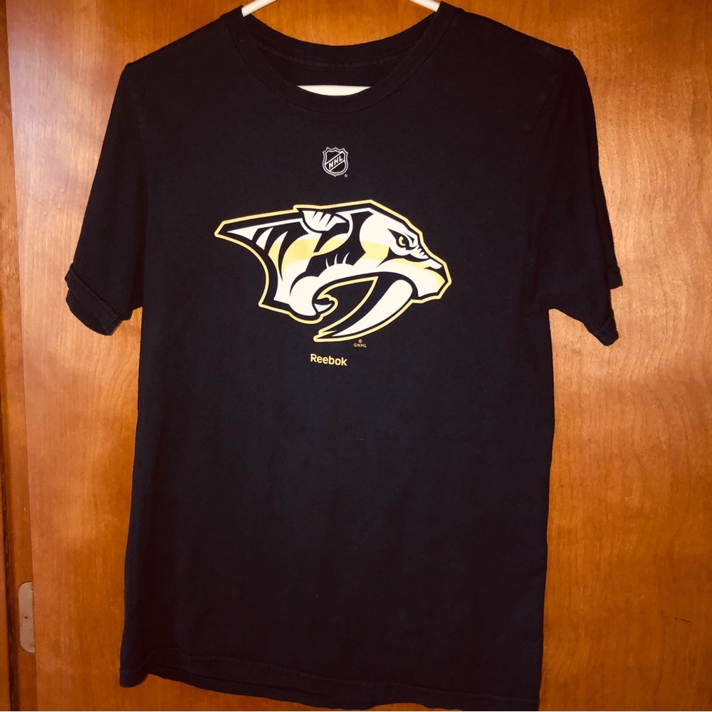 PREDATORS Reebok Navy Graphic Tee